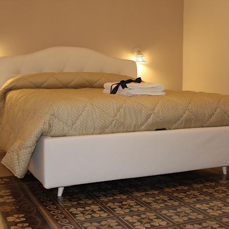 B&B Palazzo Rochira Кастелланета Экстерьер фото