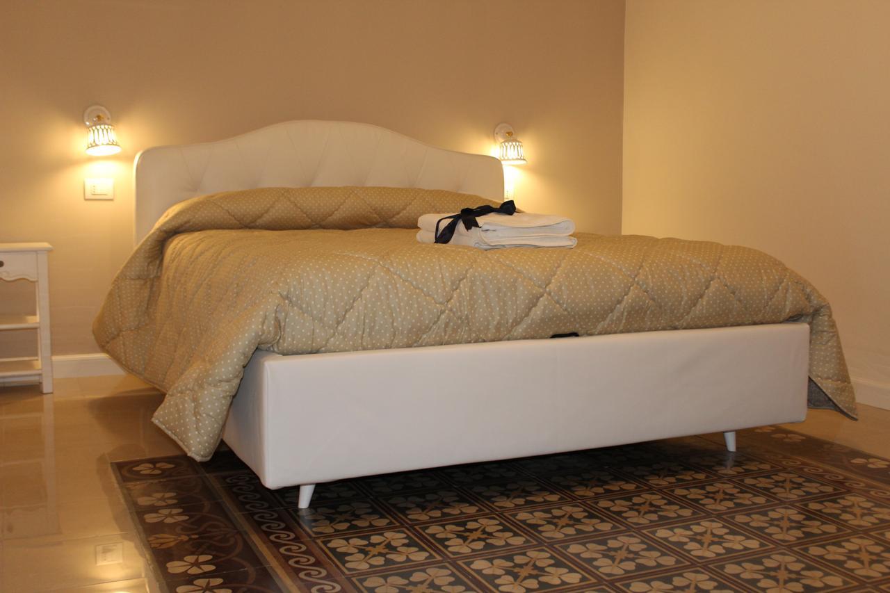 B&B Palazzo Rochira Кастелланета Экстерьер фото